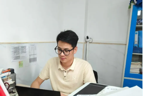 深耕教育沃土 点亮思维之光