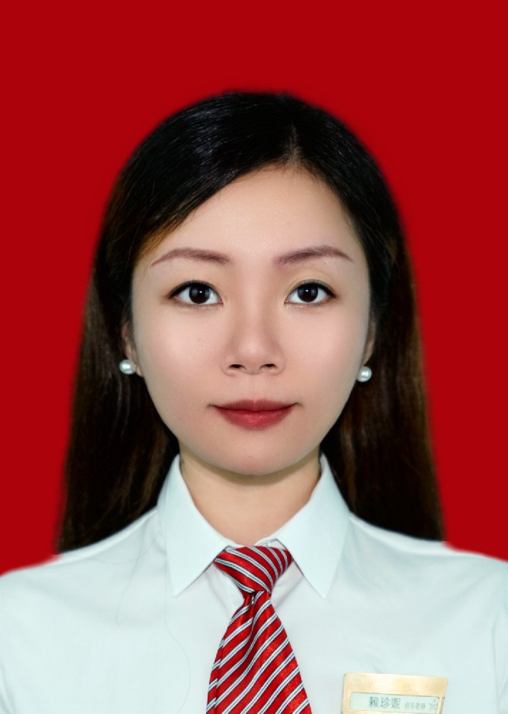 音乐教师——赖珍妮