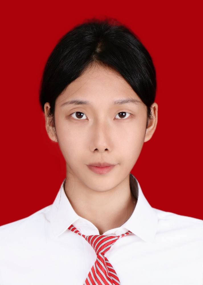 体育教师——韦佳欣